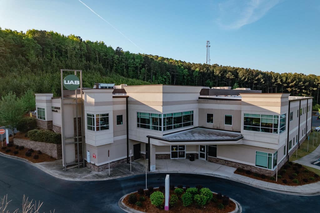 Exterior of UAB Medicine St Vincent's Trussville building