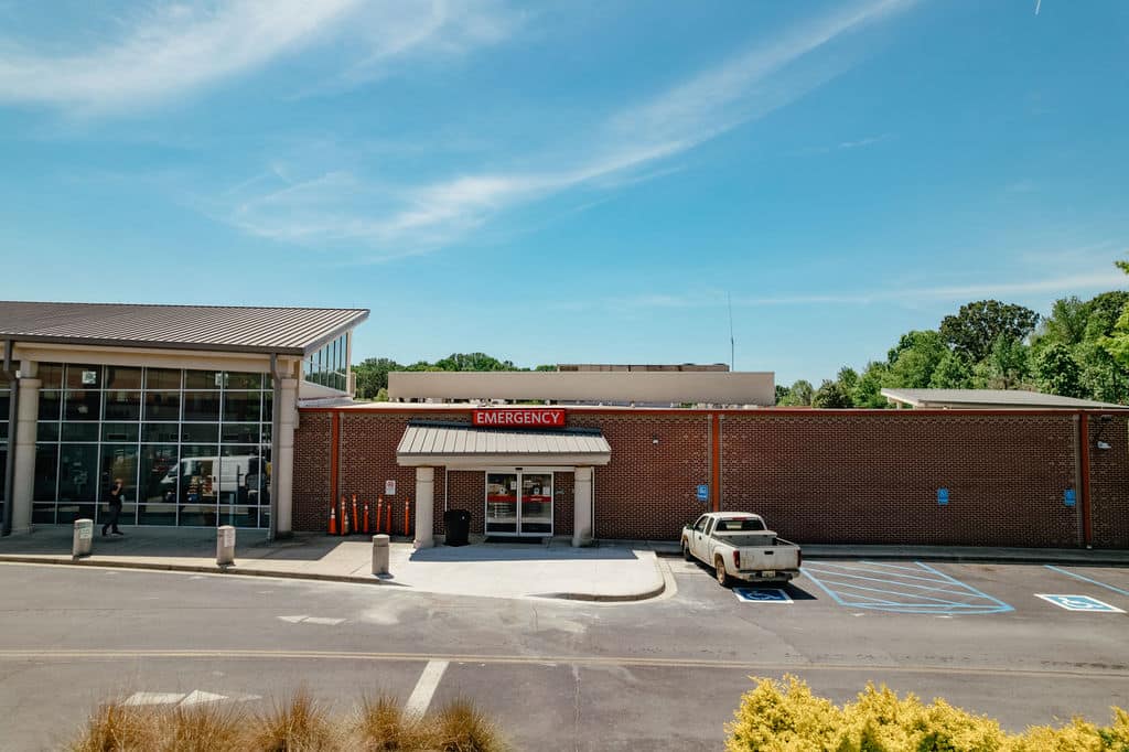 Exterior of UAB St. Vincent's Blount Emergency Department